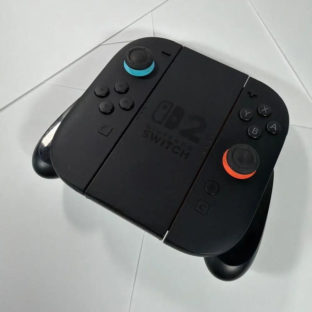 Nintendo Switch 2 Joy-Con 2 Controllers with BEE-009 Grip